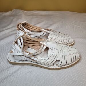 NWOT Chamula Sayulita White Leather Basket Weave Sandals sz 5.5